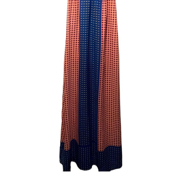 Lush- Bright & Sexy Backless Maxi Dress SZ Small - Picture 9 of 10